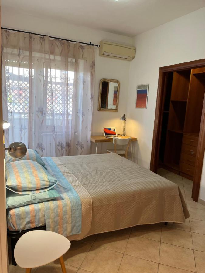 Attico Con Terrazza In Via Dei Traghetti Lejlighed Lido di Ostia Eksteriør billede