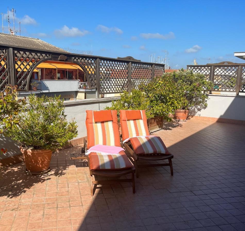 Attico Con Terrazza In Via Dei Traghetti Lejlighed Lido di Ostia Eksteriør billede