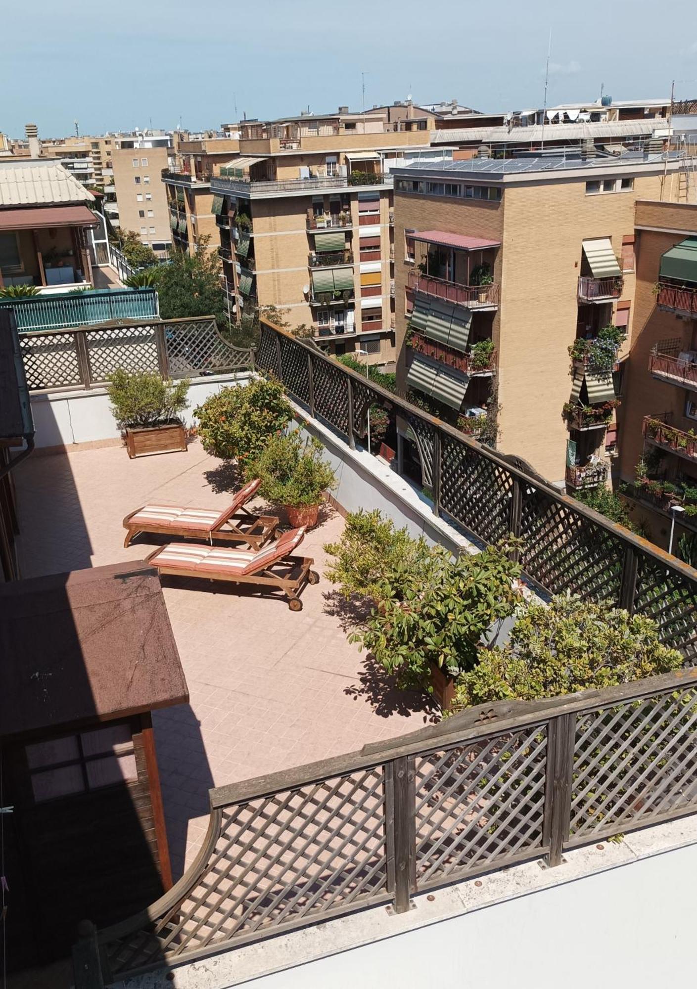 Attico Con Terrazza In Via Dei Traghetti Lejlighed Lido di Ostia Eksteriør billede